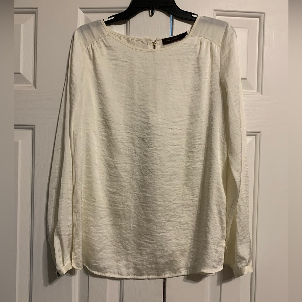 The limited long sleeve blouse